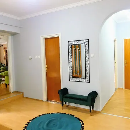 Apartament Hajduhegy Vendeghaz *