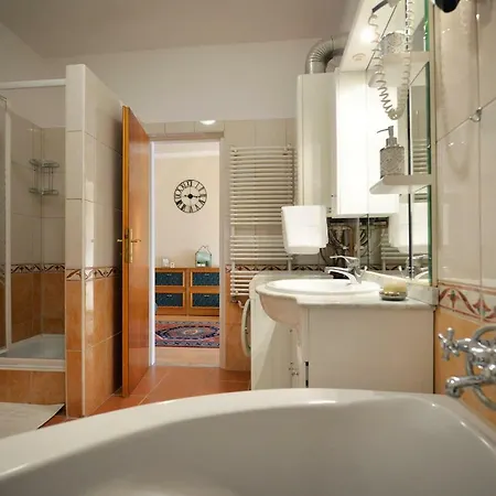 Apartament Hajduhegy Vendeghaz *